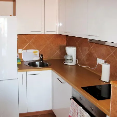 Jakas Apartment